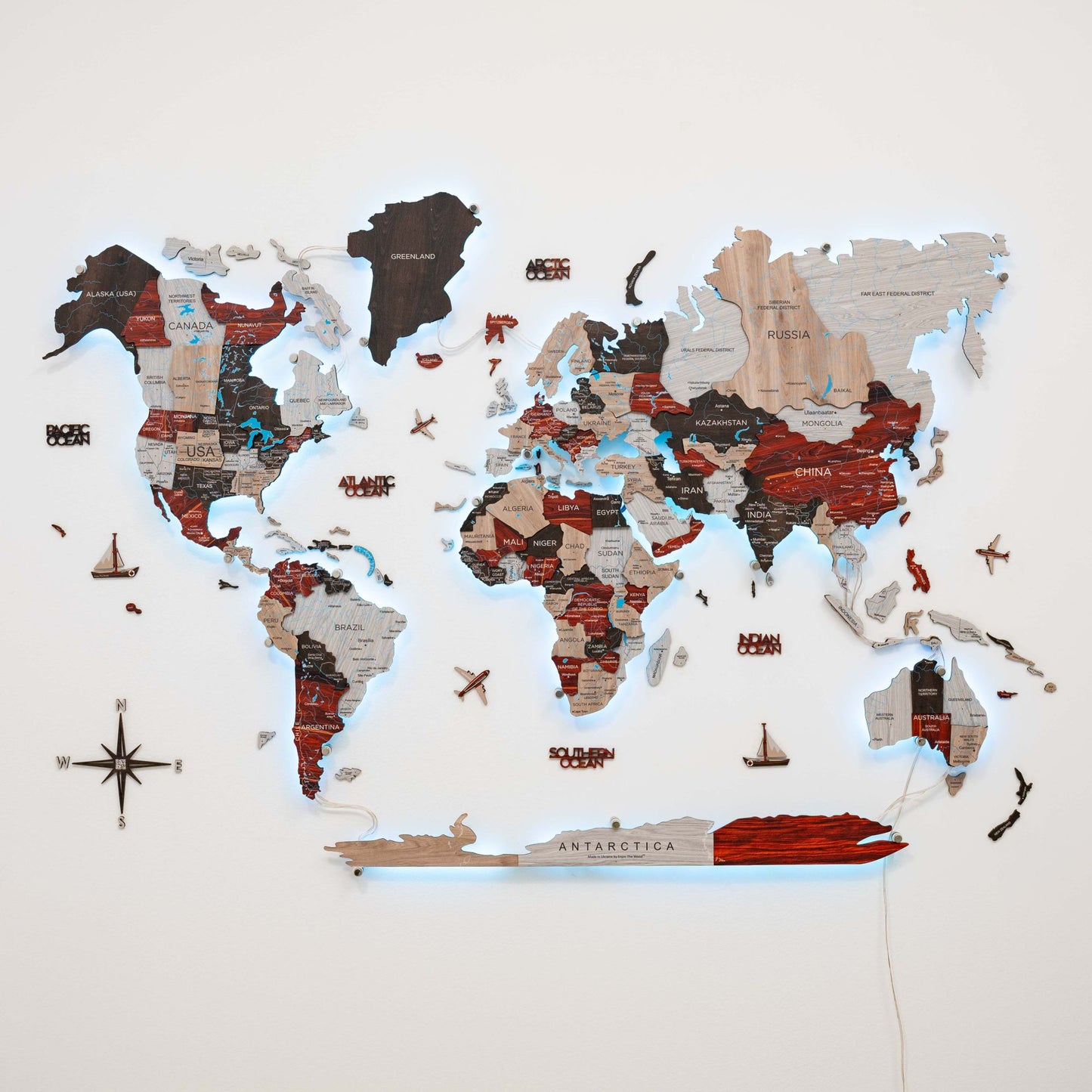 Luminous LED Wooden World Map Wall Art - Urban