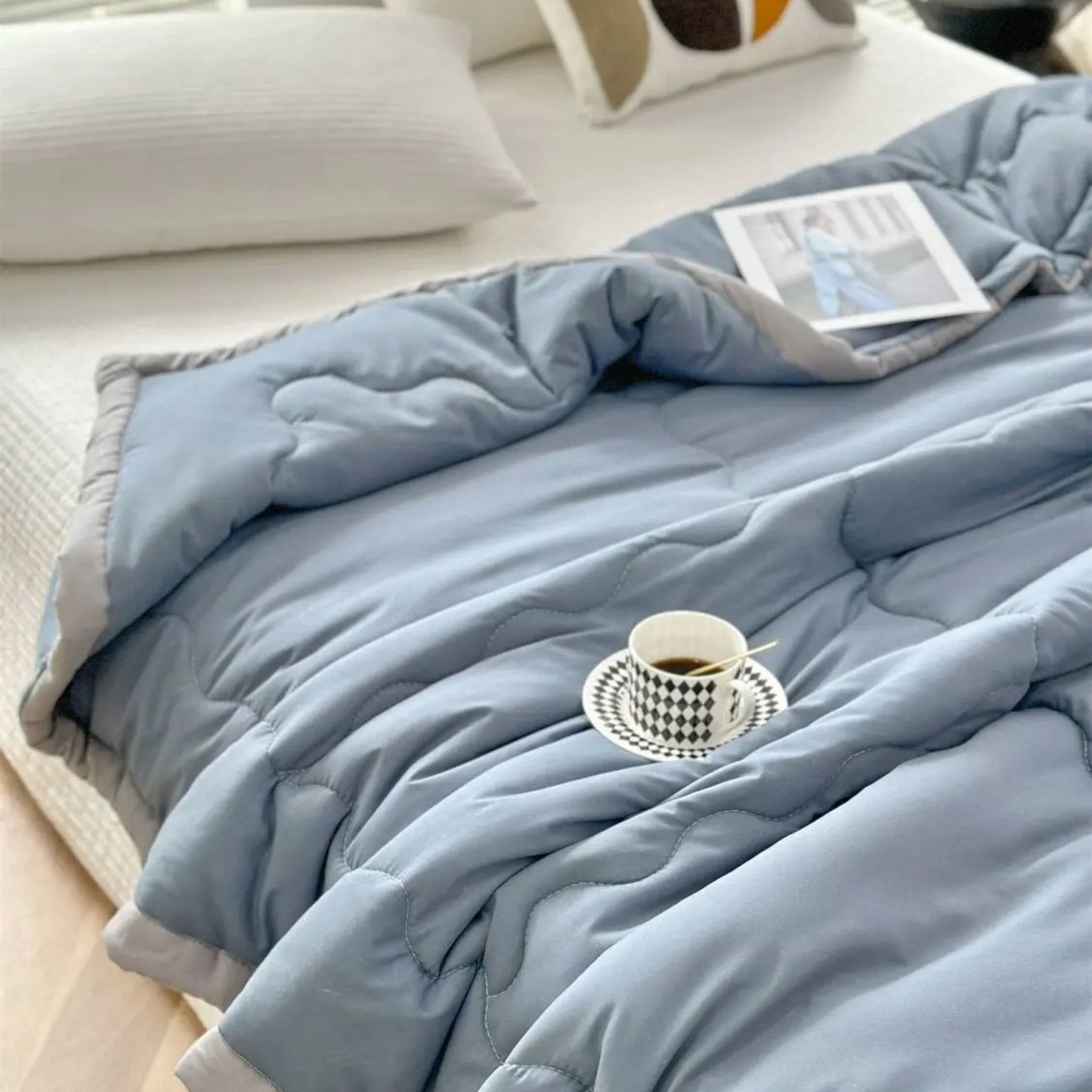 ChillBliss Cooling Comforter - Hot Sleepers Solution