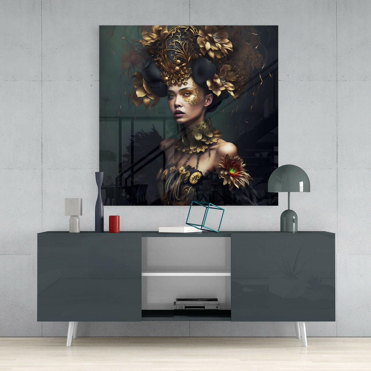 The Queen Glass Wall Art