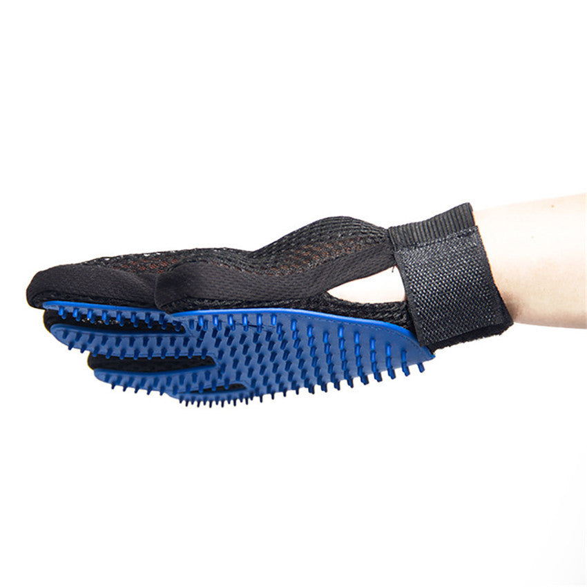 Pet Grooming Glove - Remove Hair While You Pet