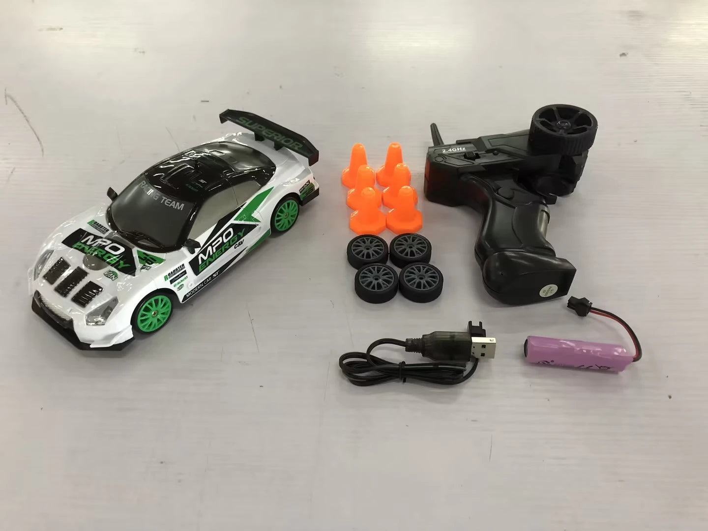 RC Drift Car 1:24 Scale: Your High-Speed Racing Adventure