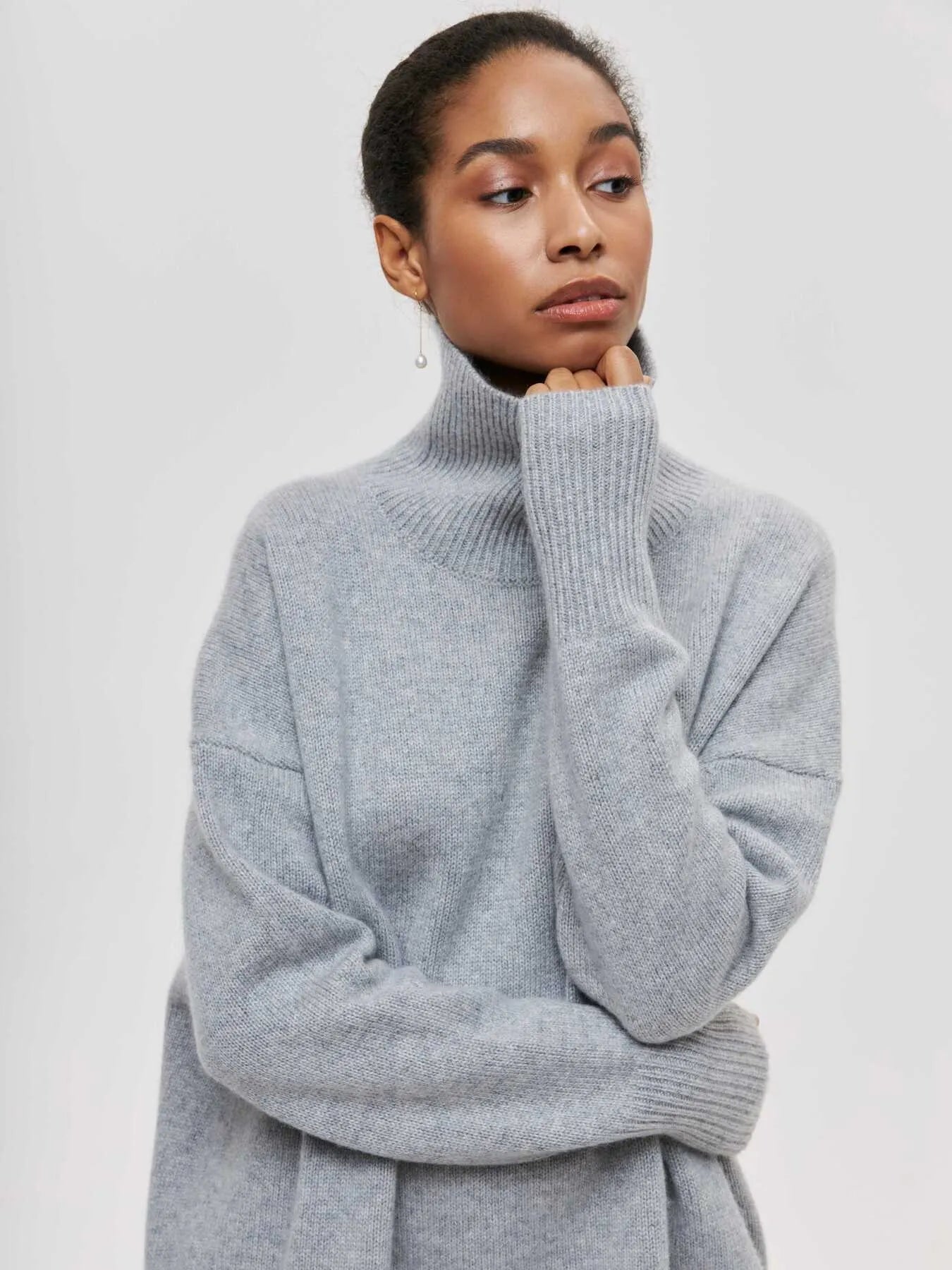 Oversized Turtleneck Sweater: Your Cozy Style Essential