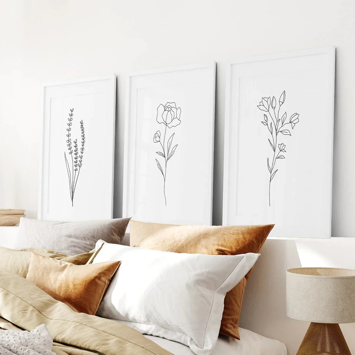 Minimalist black and white botanical line art set of 3
