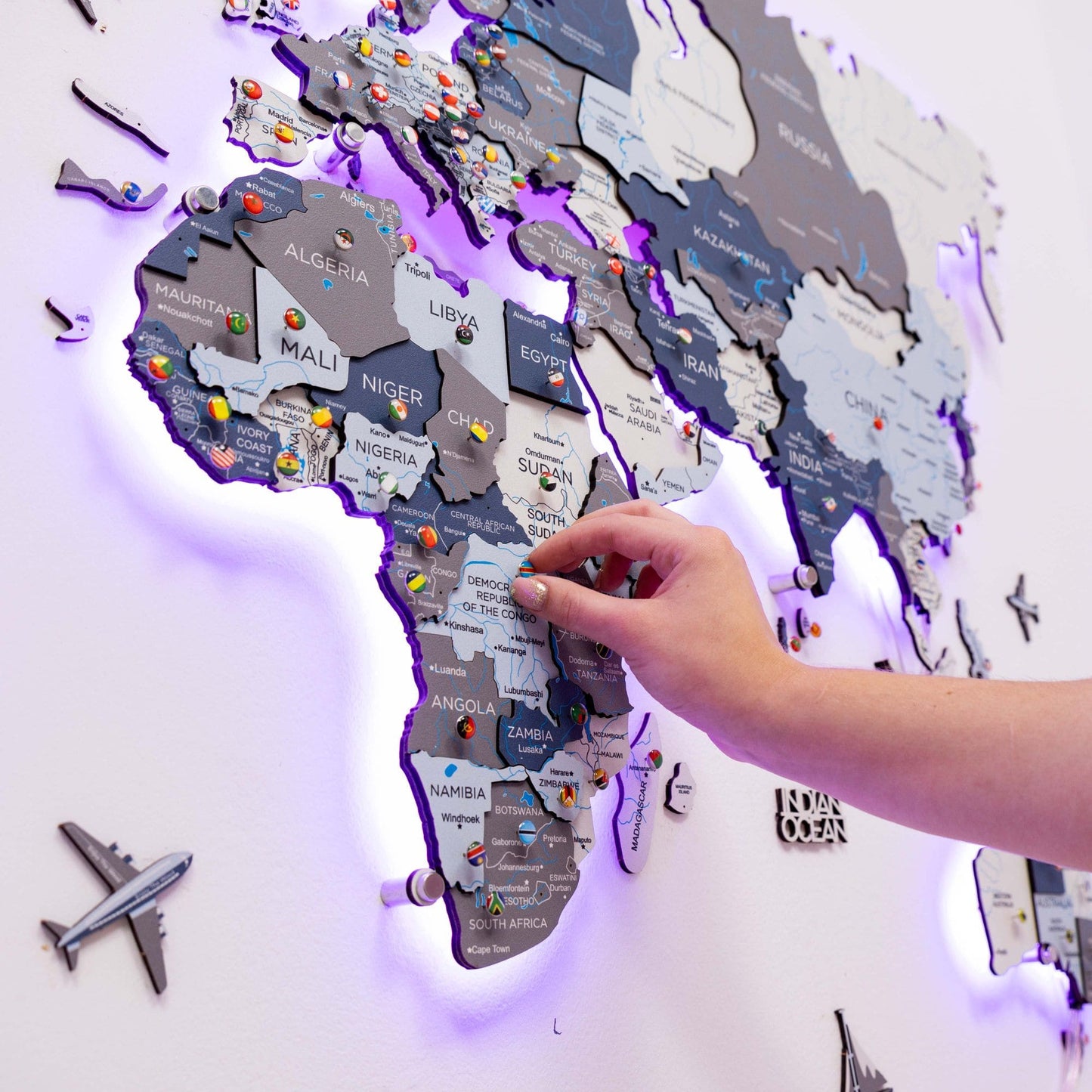 Luminous LED Wooden World Map Wall Art - Cruise