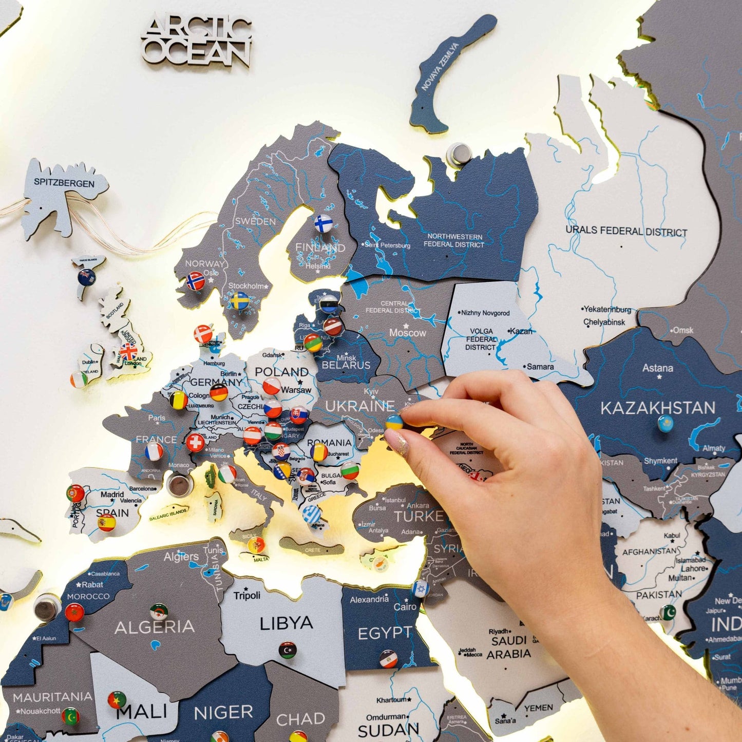 Luminous LED Wooden World Map Wall Art - Cruise