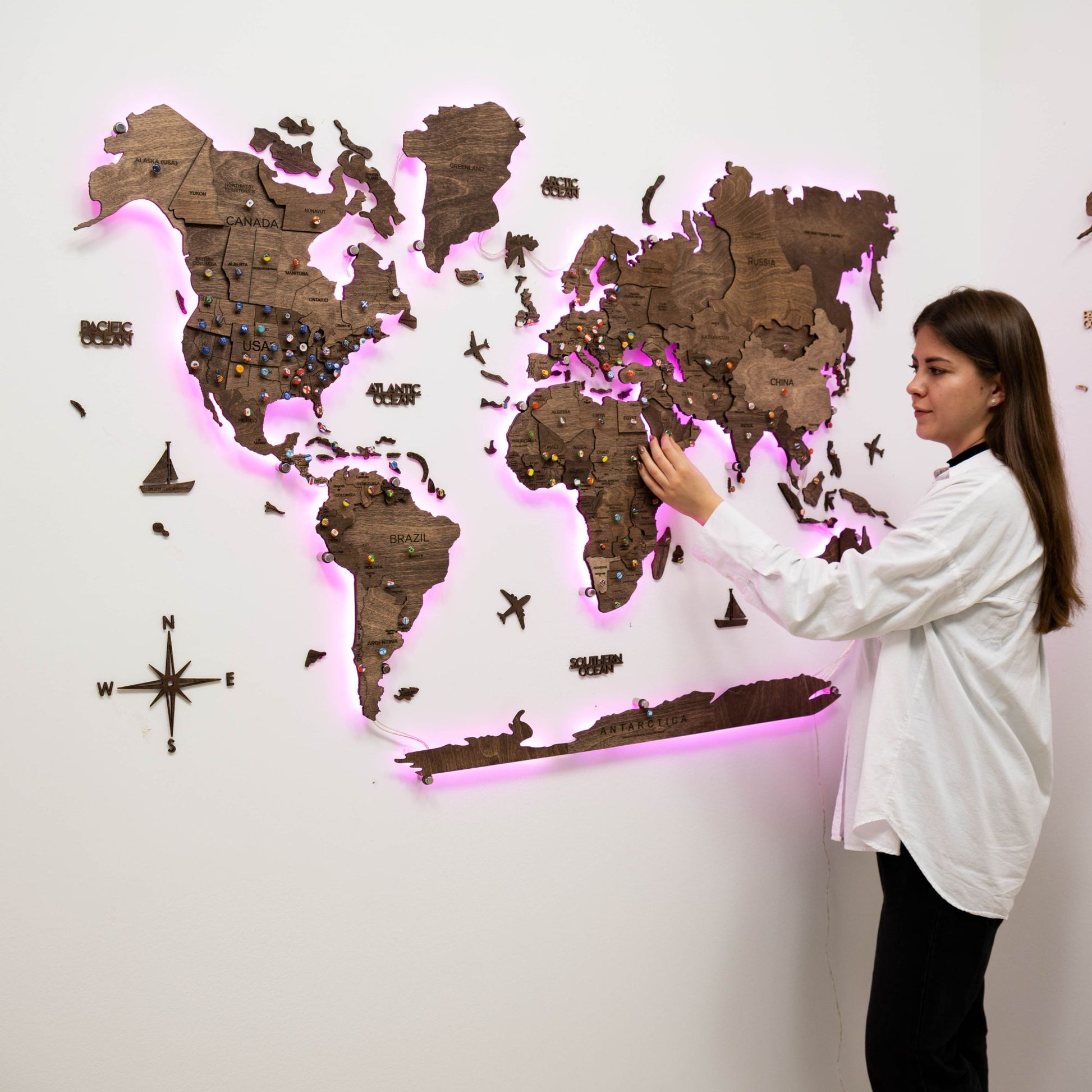 LED wooden world map wall art, Dark Walnut finish