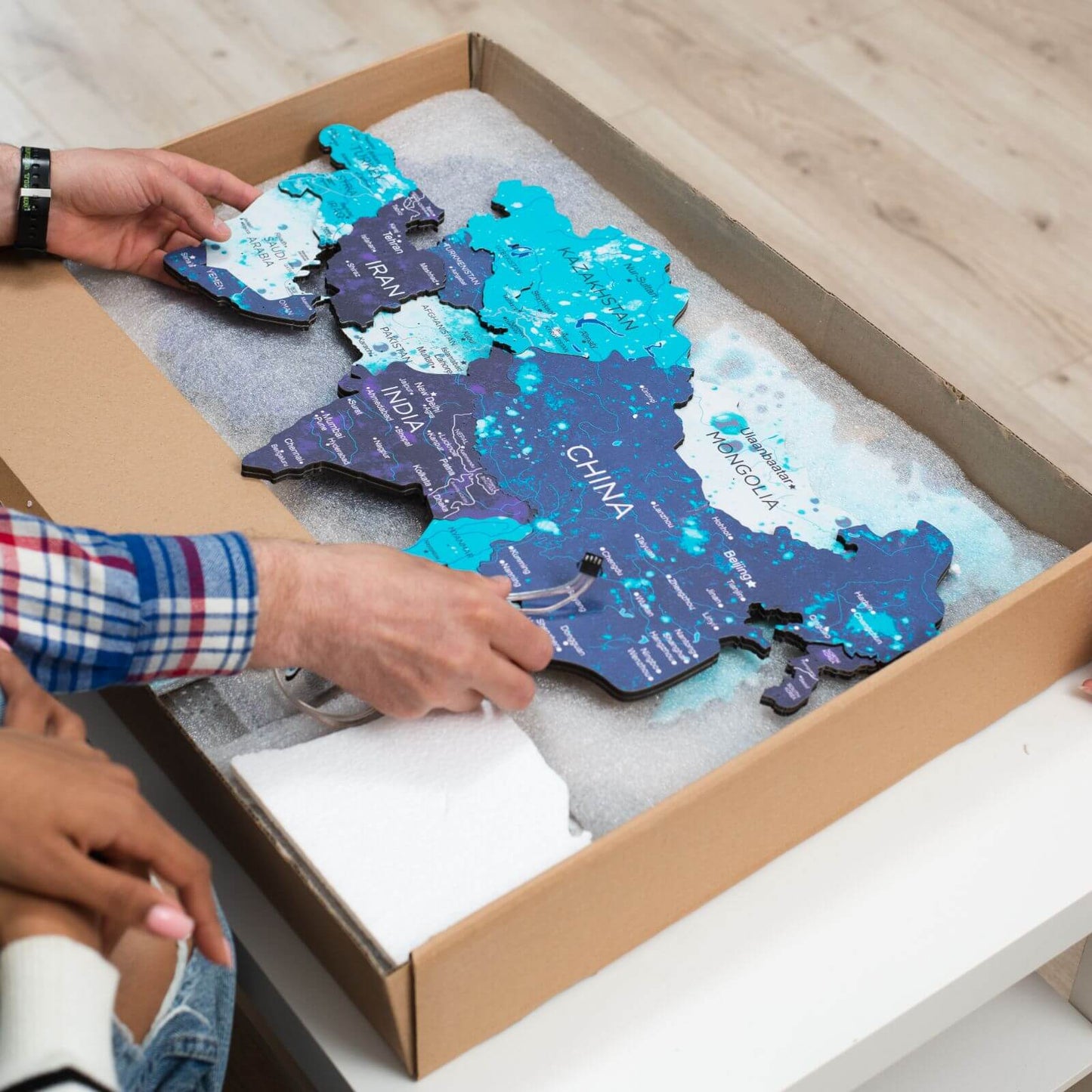 Luminous LED Wooden World Map Wall Art - Ocean
