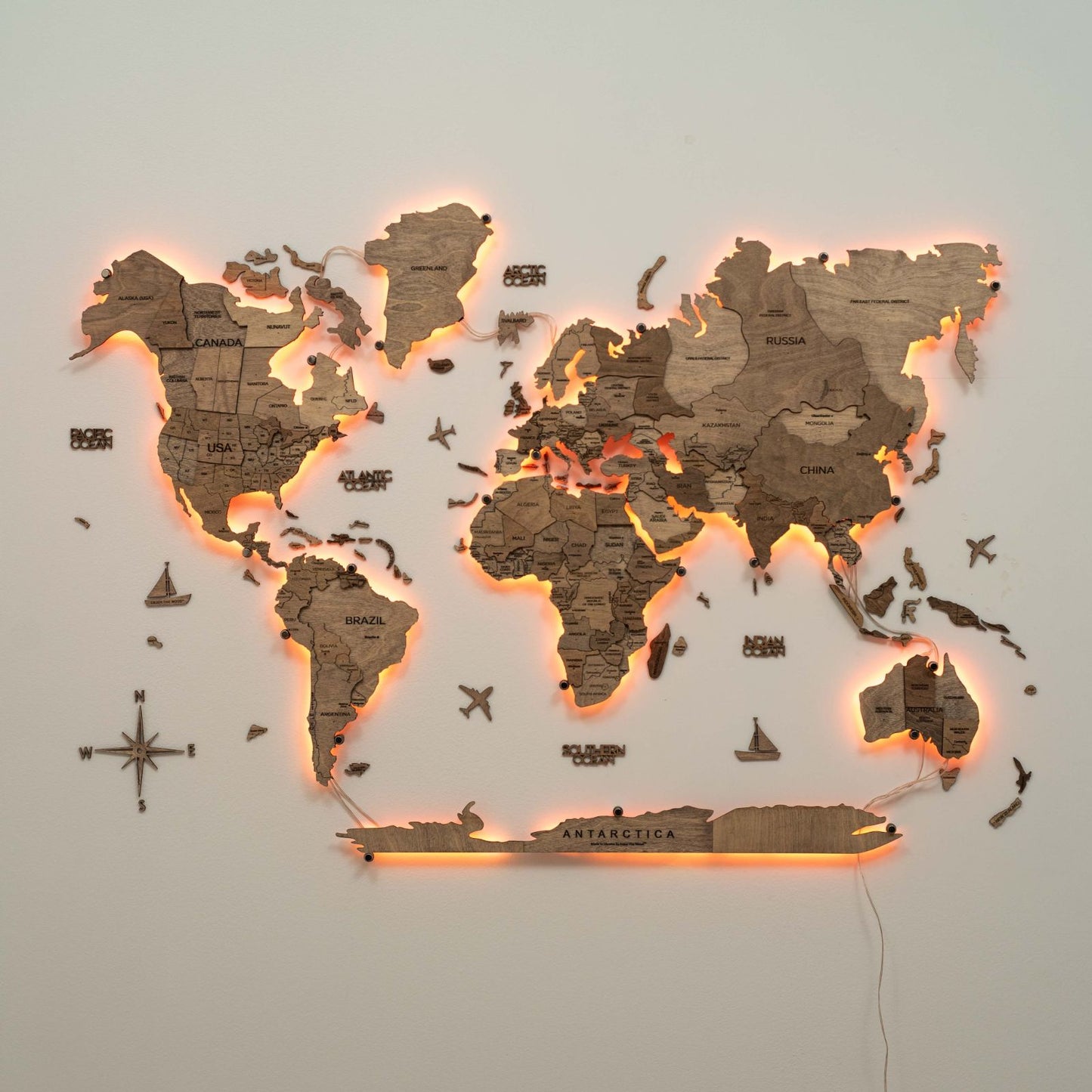 LED Wooden World Map Wall Art - Terra