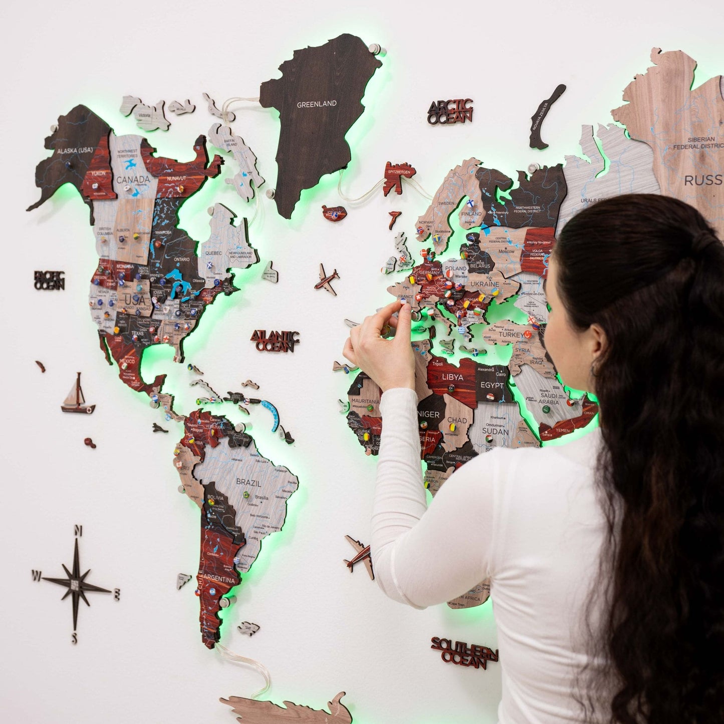 Luminous LED Wooden World Map Wall Art - Urban