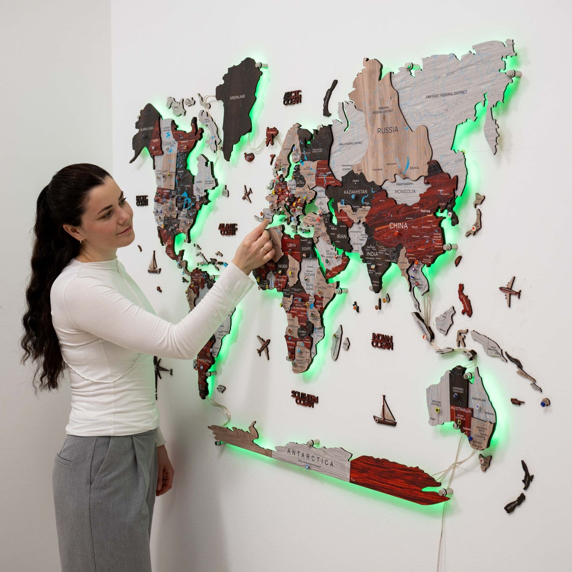 Luminous LED wooden world map wall art, Urban finish