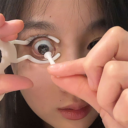 Effortless Eye Care Tool: Gentle & Quick Contact Lens Application