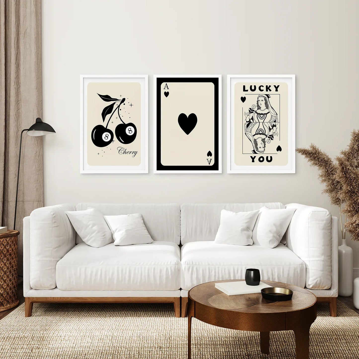 Beige Queen of Hearts Retro Wall Art Set of 3