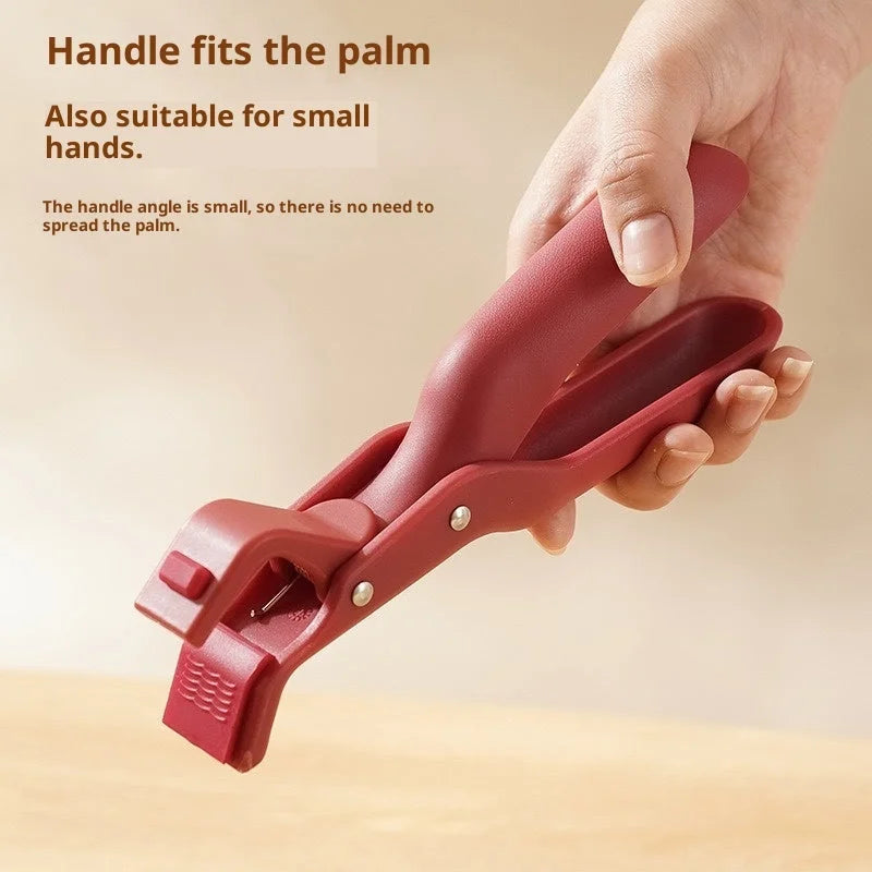 Ergonomic anti scalding clip handle fitting comfortably in palm