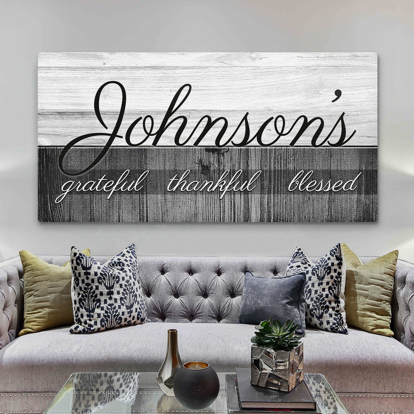 Family Grateful canvas wall art in a dining room