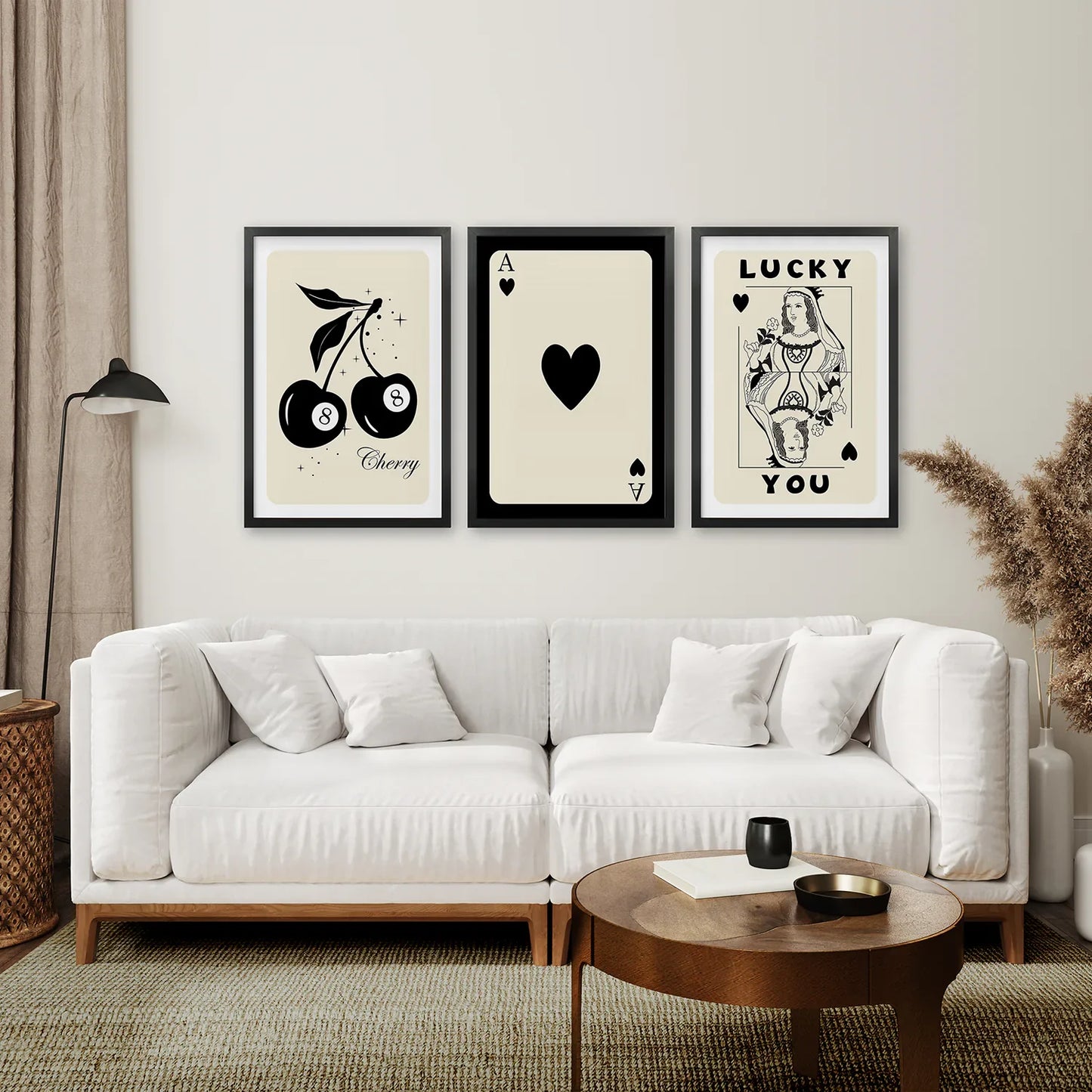 Beige Queen of Hearts Retro Wall Art Set of 3