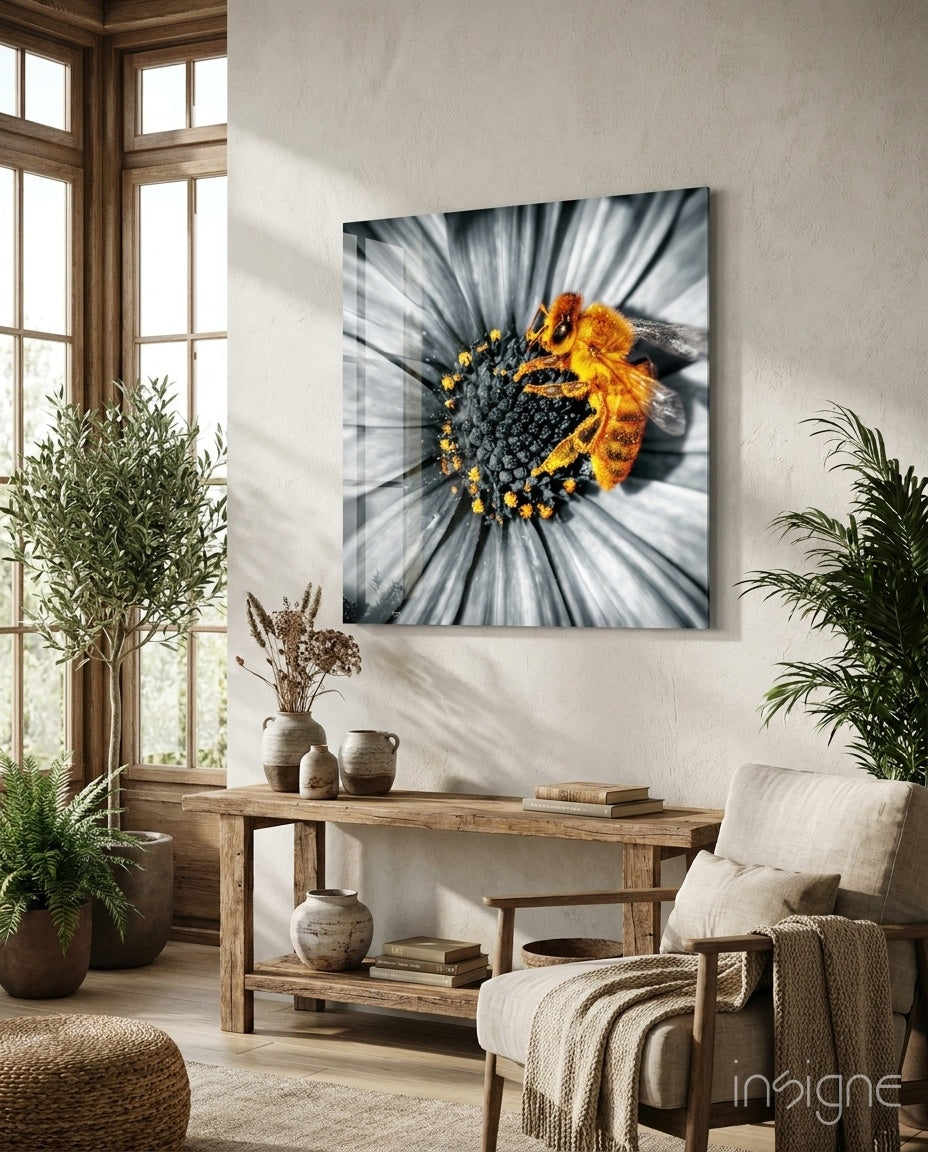Bee glass wall art nature design