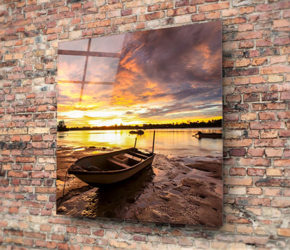 Classic Boat Glass Wall Art