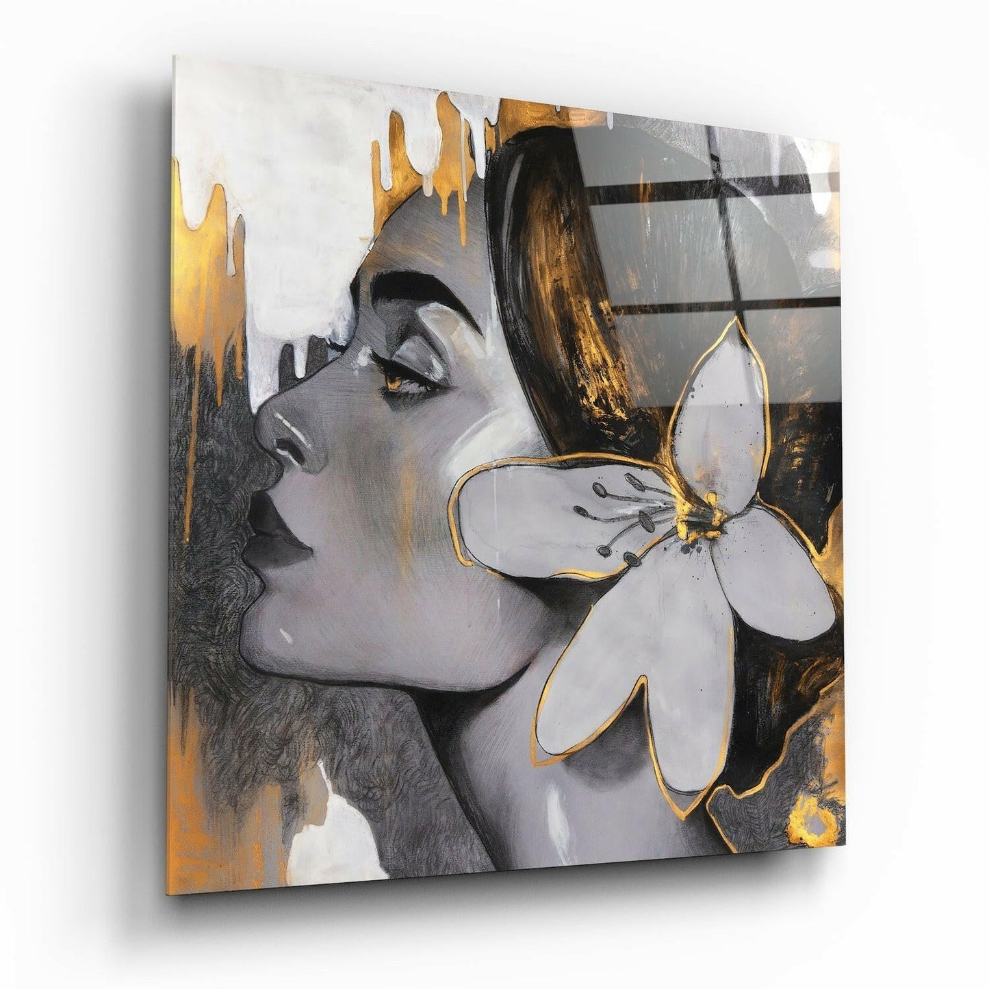 Flower head glass wall art with floral silhouette design