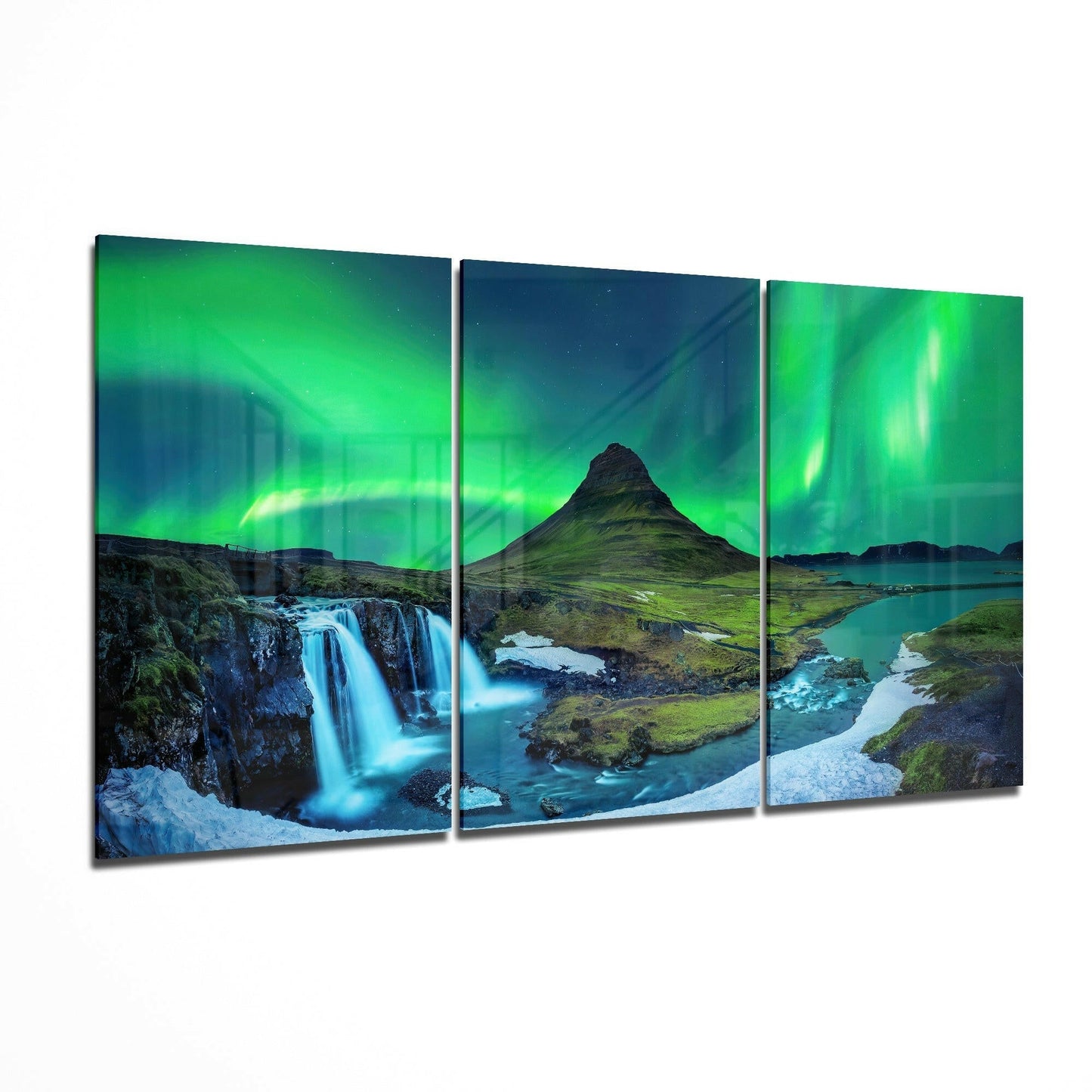 Northern Lights Aurora glass wall art 3-piece set featuring aurora borealis