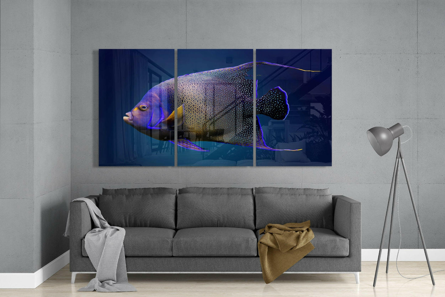 Queen Angel Fish Glass Wall Art