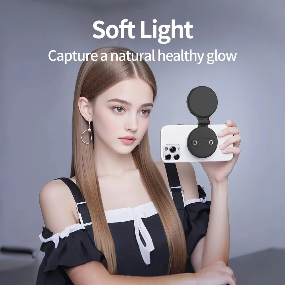 Magnetic fill light used for night selfie