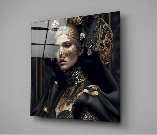 The Queen Glass Wall Art