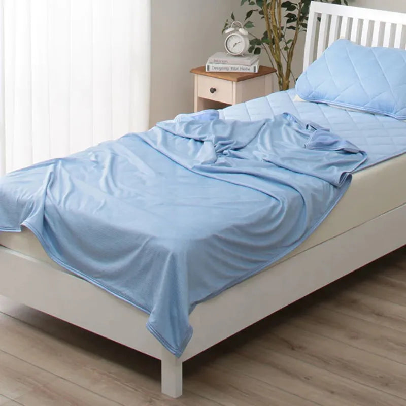 Cooling Blanket: Stay Cool All Night, Sleep Better