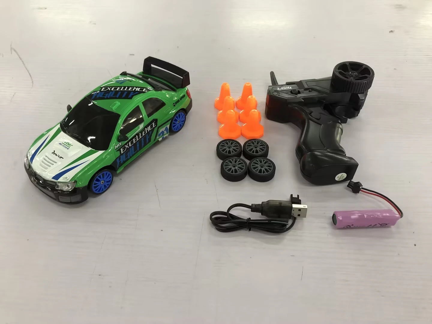RC Drift Car 1:24 Scale: Your High-Speed Racing Adventure