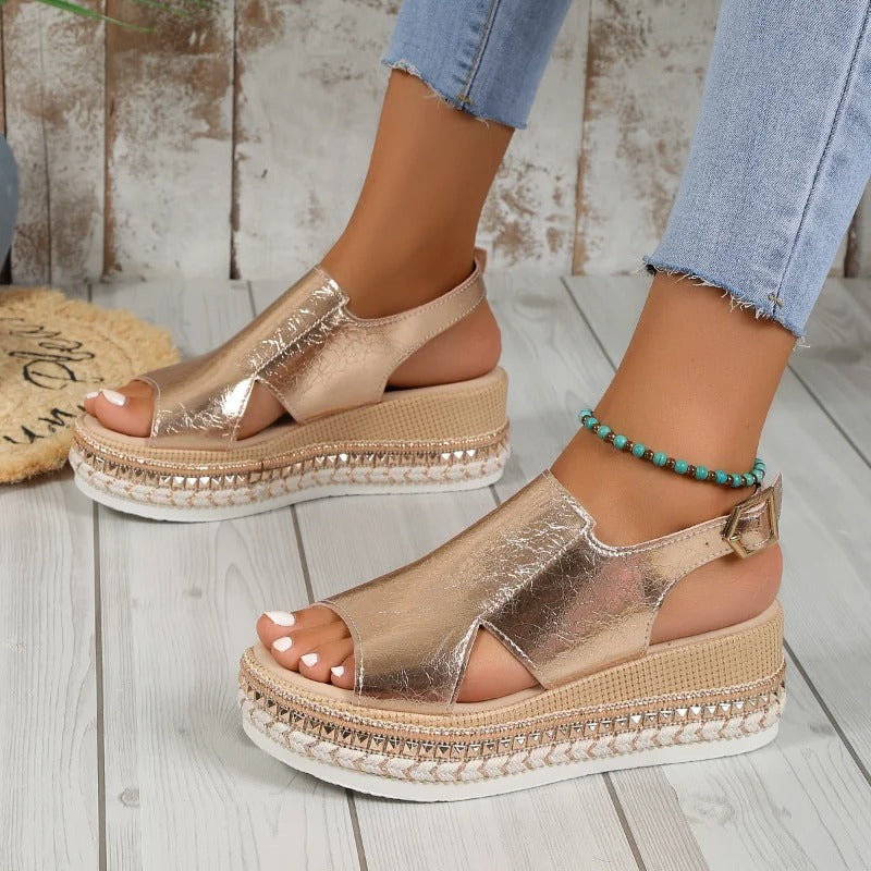 ComfortChic Orthopedic Sandals - Experience Comfort and Chic Elegance