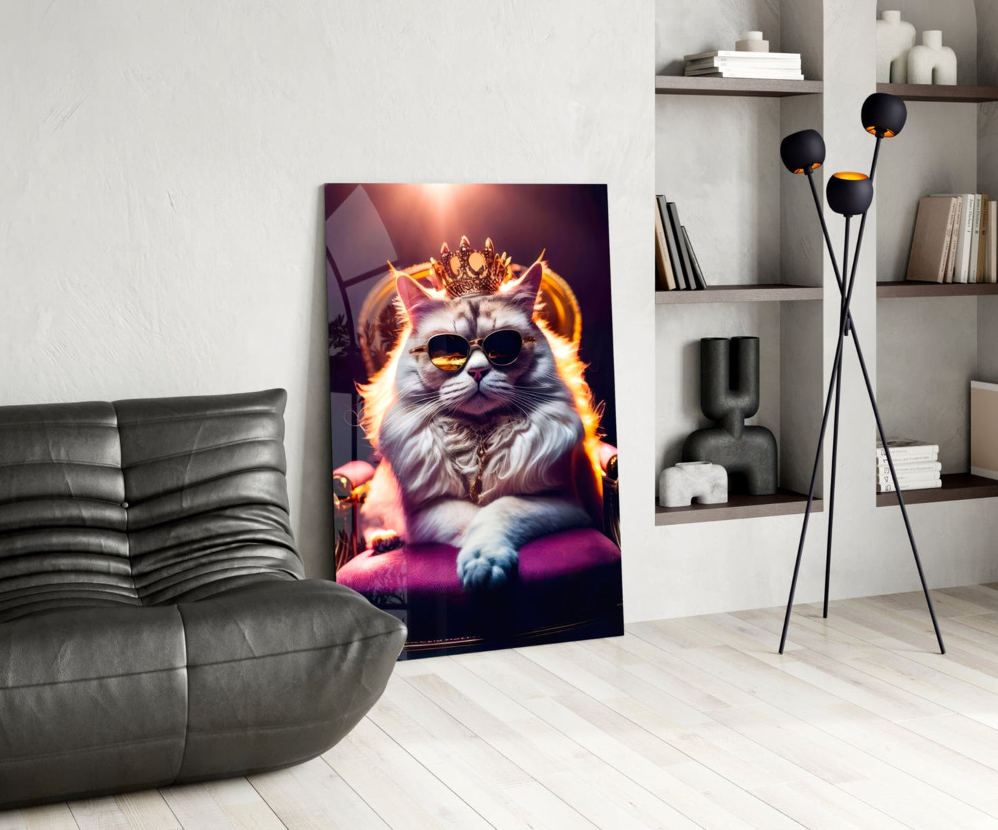 The Queen Glass Wall Art