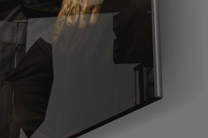 Close-up of the glossy tempered glass edge on the tuxedo lion artwork