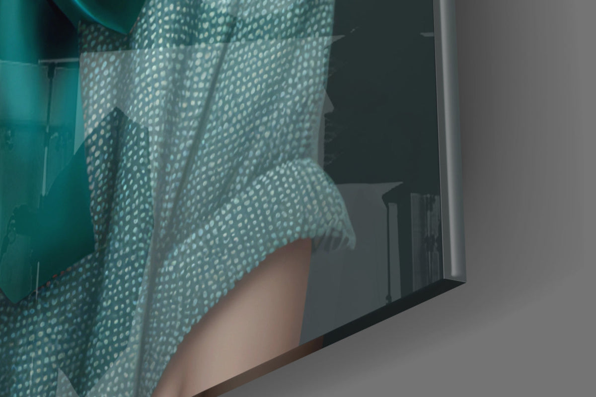 Close-up of the glossy tempered glass edge of the white dog with teal bow piece