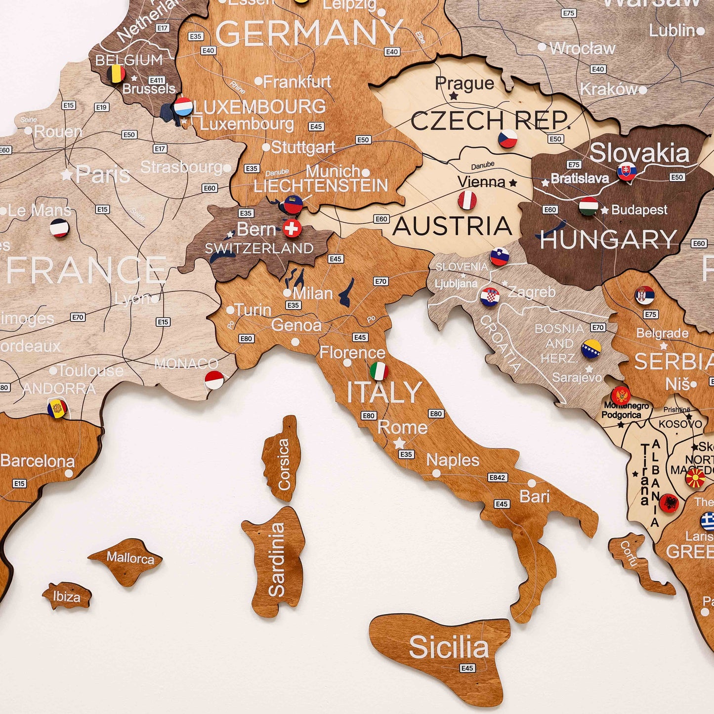3D Wooden Europe Map Wall Art - Multicolor