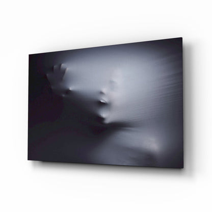 Silent scream figurative glass wall art